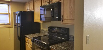 404 Bayview Dr in Frisco, CO - Building Photo - Building Photo
