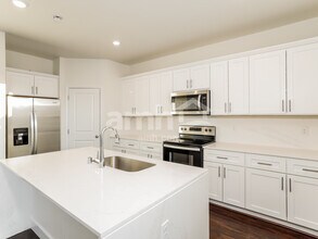 1523 Inspiration Ln in Reno, NV - Building Photo - Building Photo