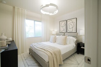 Atlantica at Dania Beach in Dania Beach, FL - Foto de edificio - Building Photo