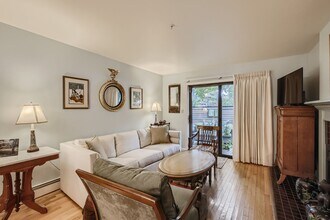 251 Pearl St in Boulder, CO - Building Photo - Building Photo