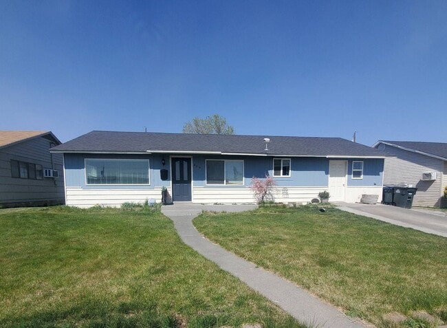property at 424 N Clark Rd