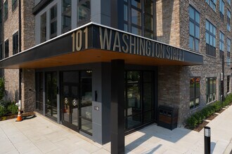 Matson Mill in Conshohocken, PA - Foto de edificio - Building Photo