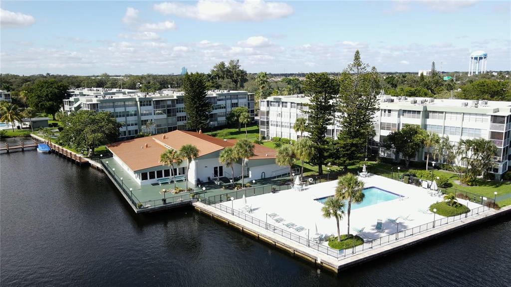 2781 Taft St, Unit 204 in Hollywood, FL - Building Photo