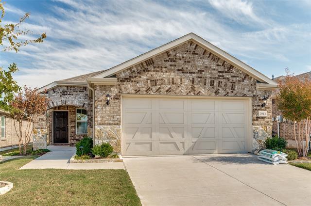 7613 Heritage Dr in Krugerville, TX - Building Photo