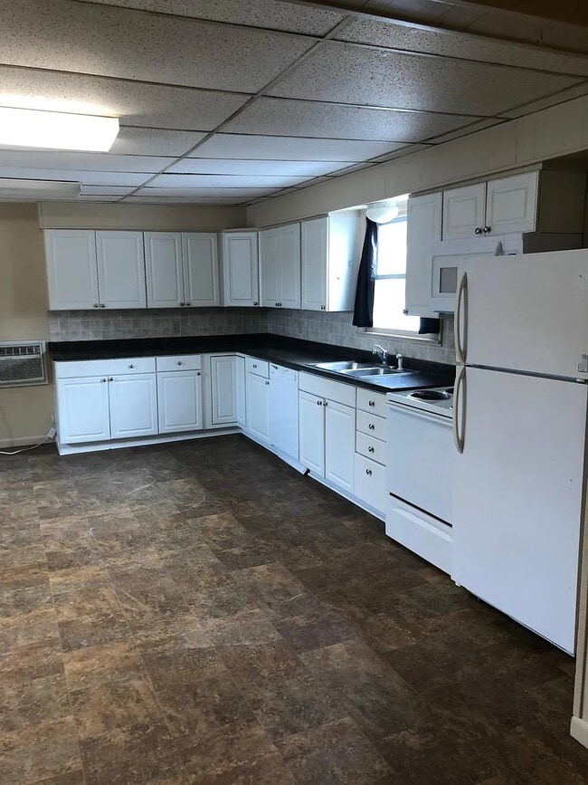 949 Wisconsin Ave, Unit 949 Wisconsin Ave Unit 2