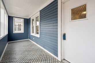 32 Edgewood Rd in Glen Ridge, NJ - Building Photo - Building Photo