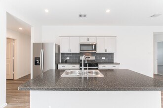 24314 Pebble Cres Ln in Spring, TX - Building Photo - Building Photo