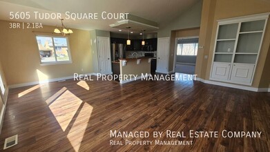 5605 Tudor Square Ct in Anchorage, AK - Building Photo - Building Photo