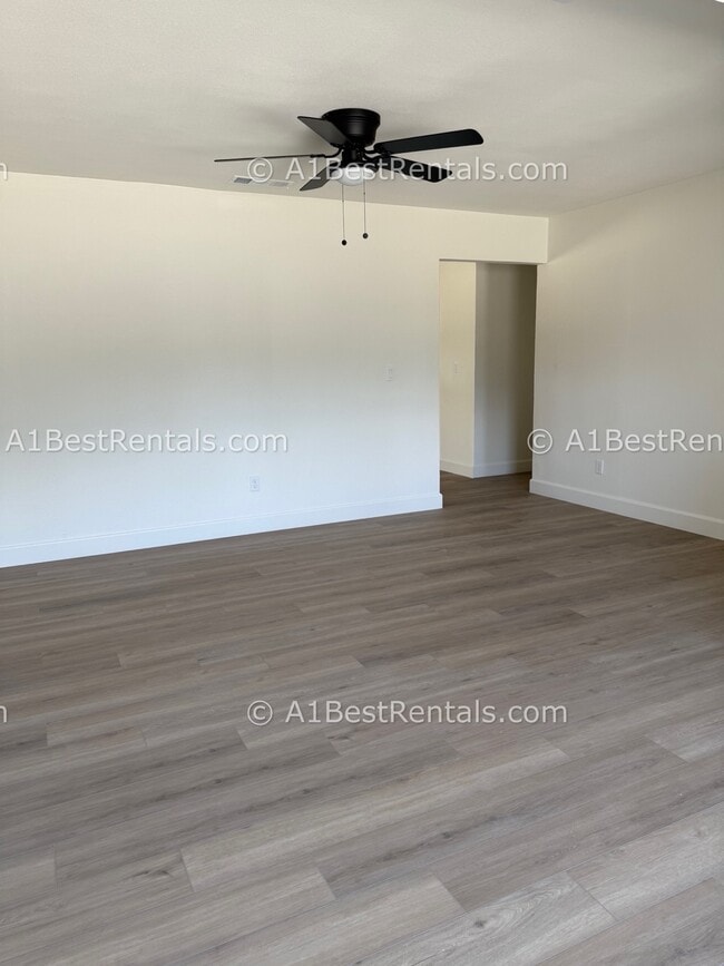 3808 Sierra St in Riverbank, CA - Building Photo - Building Photo