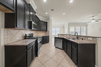 1523 Bluestone Edge Ln in Houston, TX - Building Photo - Building Photo