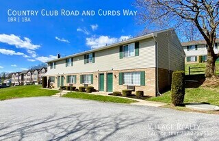 681 Country Club Rd in Red Lion, PA - Building Photo