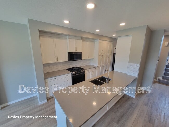403-437 37 Ave NW in Edmonton, AB - Building Photo - Building Photo