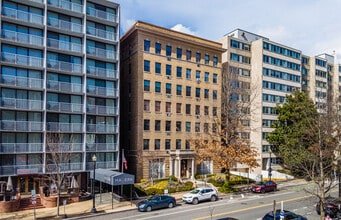 Hampshire House in Washington, DC - Foto de edificio - Primary Photo