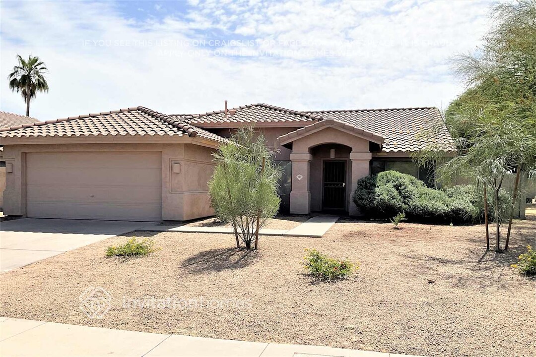 775 S Lanus Dr in Gilbert, AZ - Building Photo