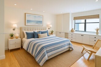 5415 Collins Ave in Miami Beach, FL - Foto de edificio - Building Photo