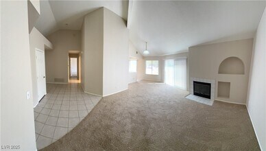 7273 Vista Bonita Dr in Las Vegas, NV - Building Photo - Building Photo