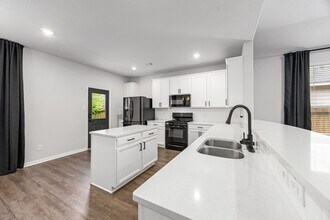 11323 Cora Ln in Willis, TX - Building Photo - Building Photo