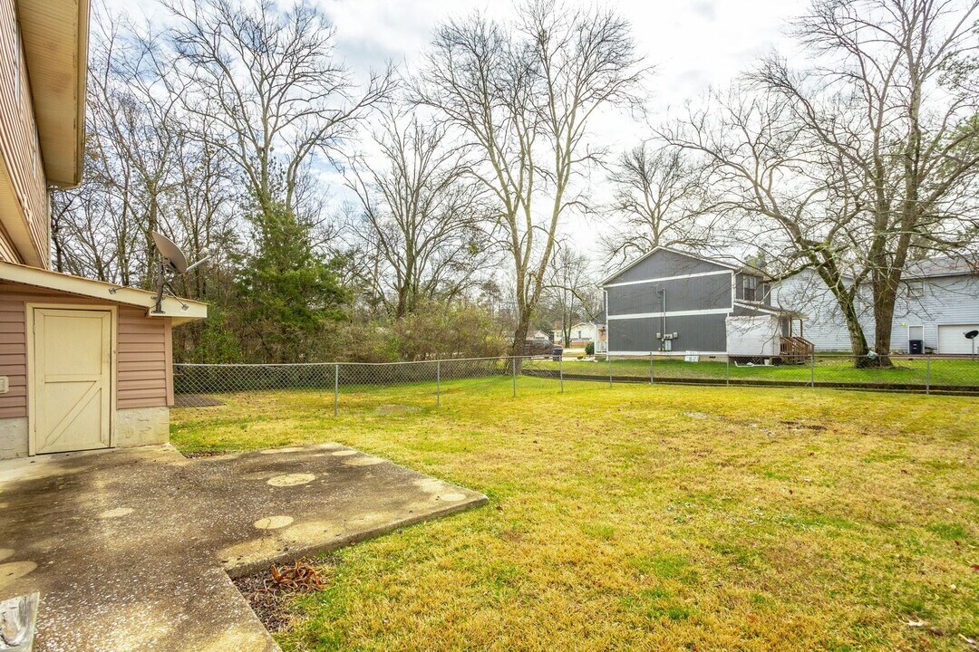 5210 Weaver St-Unit -Unit B in Chattanooga, TN - Building Photo