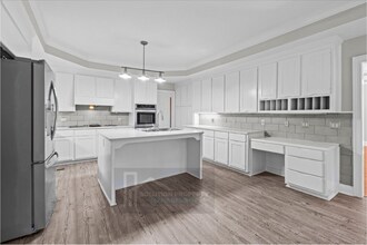 200 River Bluff Pkwy in Roswell, GA - Building Photo - Building Photo