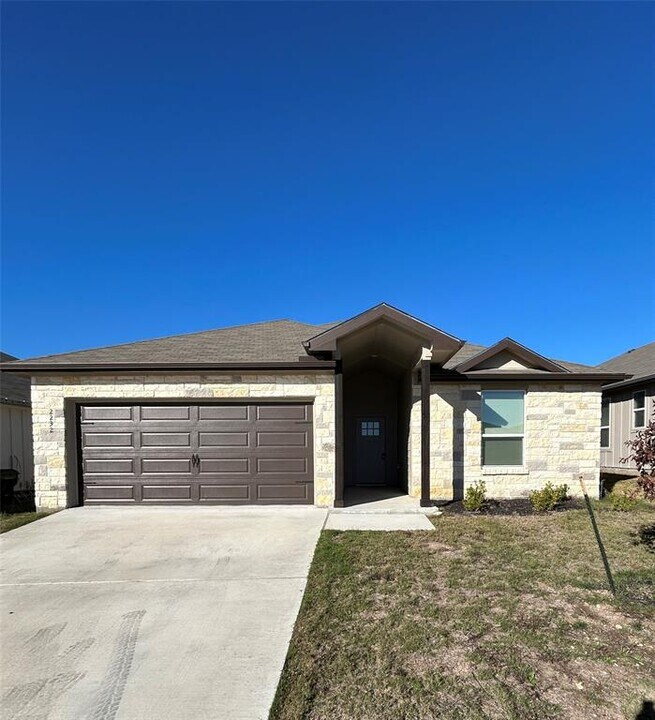 2232 Hornbeam St in Temple, TX - Building Photo