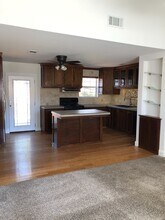 141 Piercefield Dr in Richmond Hill, GA - Building Photo - Building Photo