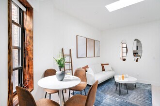 515 W 48th St in New York, NY - Building Photo - Building Photo