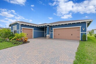 1505 Heron Nook Rd in Loxahatchee, FL - Building Photo - Building Photo