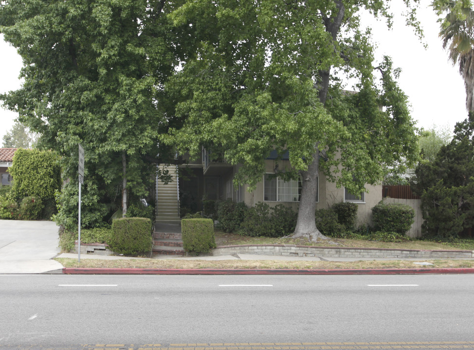 4415 Tujunga Ave. in North Hollywood, CA - Building Photo