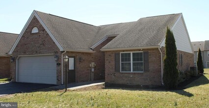 223 Mill Rd in Chambersburg, PA - Building Photo - Building Photo