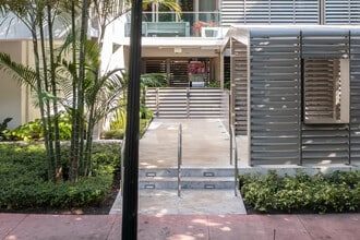 Louver House in Miami Beach, FL - Building Photo - Building Photo