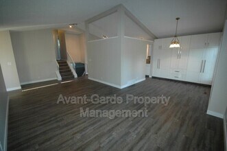 4004-4020 20 Ave NW in Edmonton, AB - Building Photo - Building Photo
