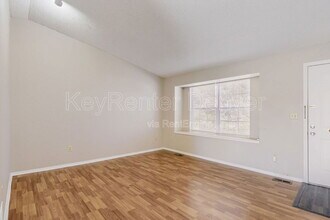 4264 S Fundy Way in Aurora, CO - Building Photo - Building Photo