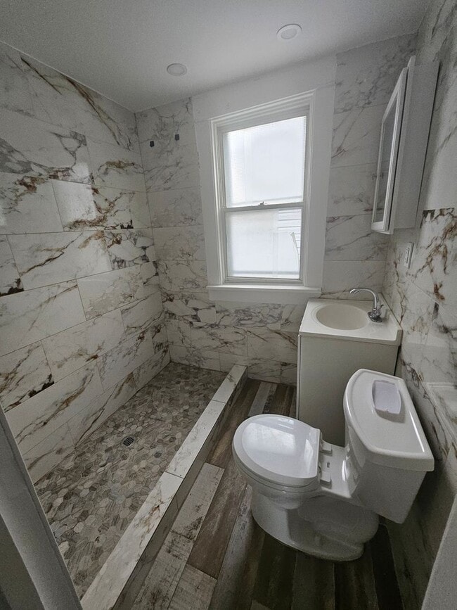 1901 Liberty St in Erie, PA - Building Photo - Building Photo