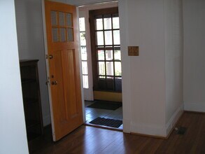 1709 Hampton Blvd in Norfolk, VA - Building Photo - Building Photo