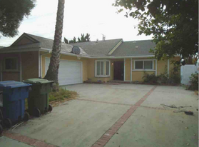 9340 Crebs Ave, Unit 1 in Northridge, CA - Building Photo
