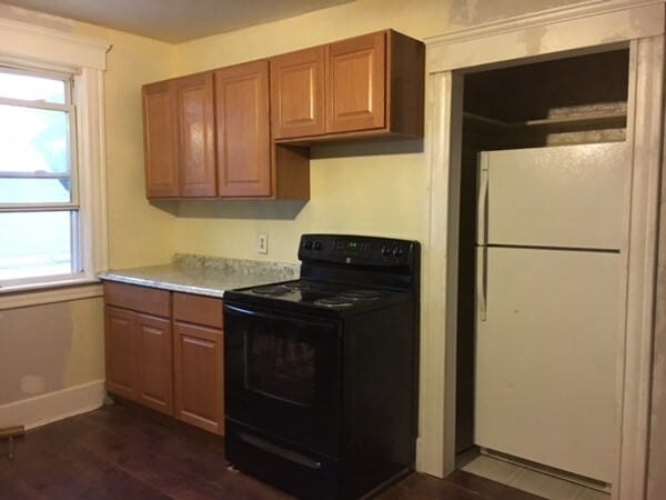 property at 129 Oak St