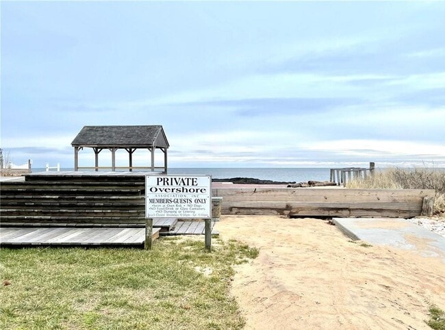 property at 43 Neck Rd