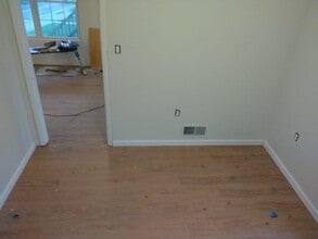 1299 Porters Rd in Spring Grove, PA - Building Photo - Building Photo