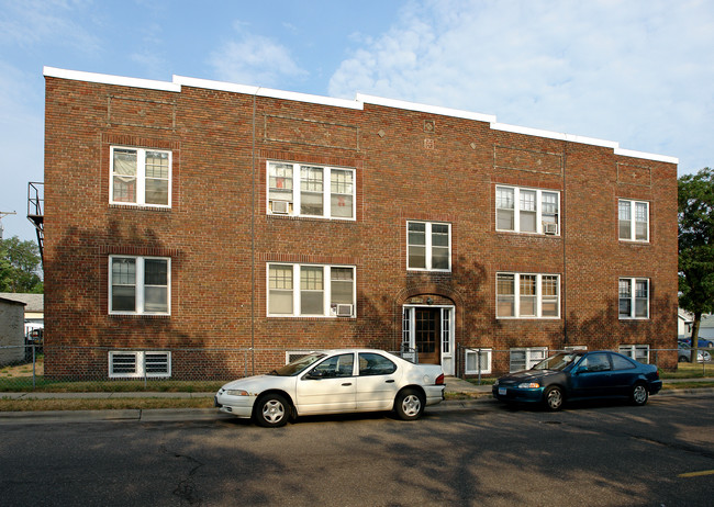 1079 Arkwright St in St. Paul, MN - Building Photo - Building Photo