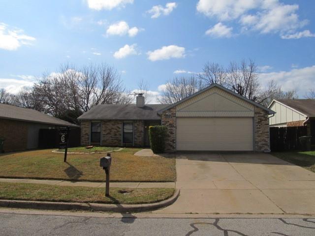 6804 Blackberry Dr in Arlington, TX - Building Photo - Building Photo