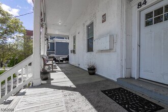 84 N 6th St-Unit -5 in Newark, NJ - Building Photo - Building Photo