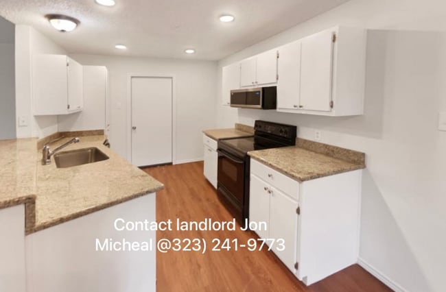 2094 Ridgewood Cir in Ingleside, TX - Foto de edificio - Building Photo