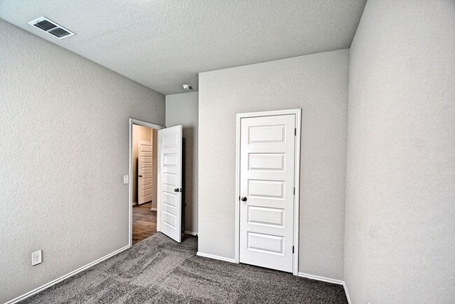 527 Moscato Rd in Canyon Lake, TX - Building Photo - Building Photo