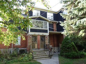 288 Union St in Kingston, ON - Building Photo