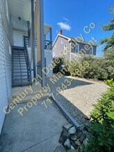 61 N Main St in Dover, PA - Building Photo - Building Photo