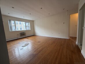 38 Gardner St, Unit 31 in Boston, MA - Building Photo - Building Photo