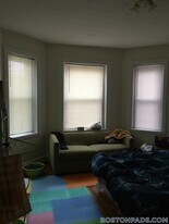 103 Gordon St in Boston, MA - Building Photo