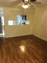 1470 NW 93rd Ter in Coral Springs, FL - Foto de edificio - Building Photo