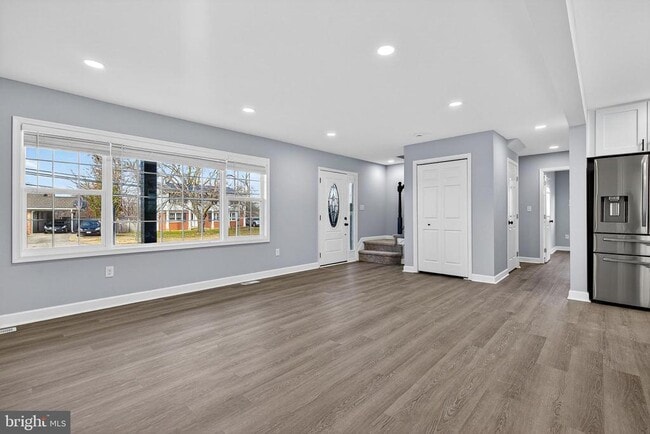 2403 Kingsway Rd in Fort Washington, MD - Building Photo - Building Photo