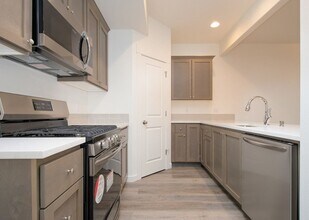 1115 Auburn Pl in Ridgefield, WA - Building Photo - Building Photo